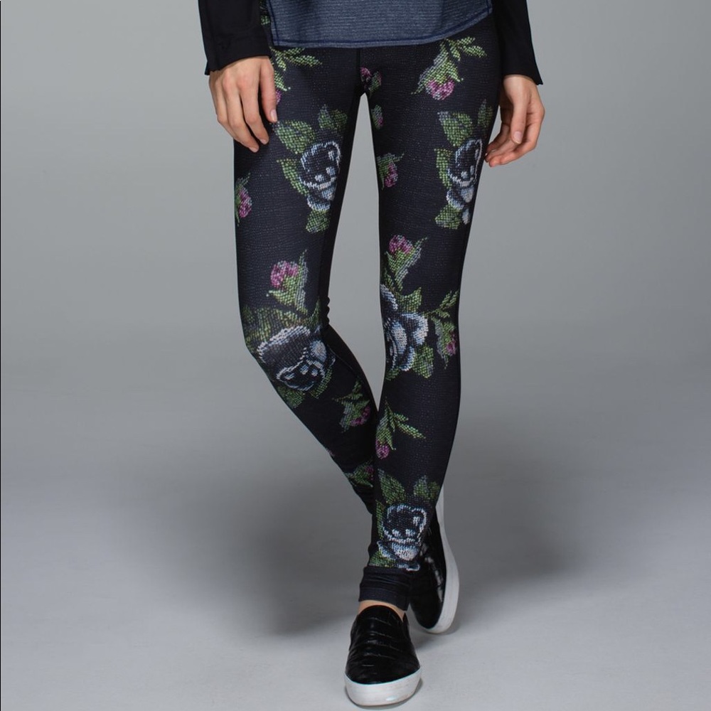 Lululemon Wunder Under Leggings Size 8